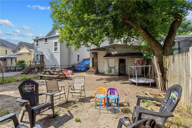 212 Lakeview Avenue, Syracuse, NY 13204