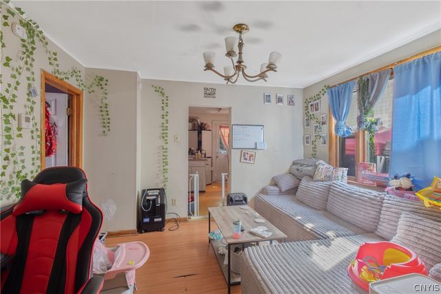 212 Lakeview Avenue, Syracuse, NY 13204