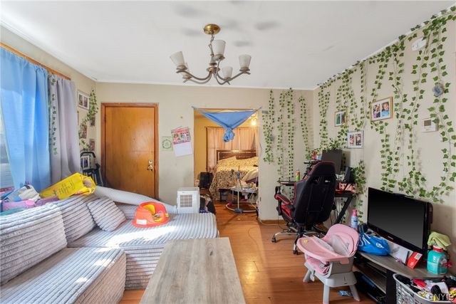 212 Lakeview Avenue, Syracuse, NY 13204
