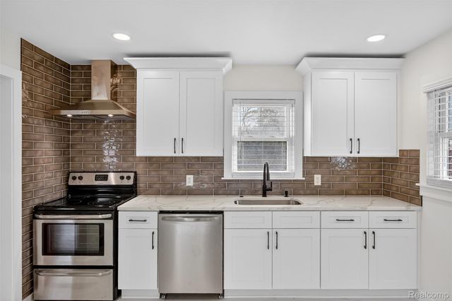 15022 Winston, Redford Charter Township, MI 48239