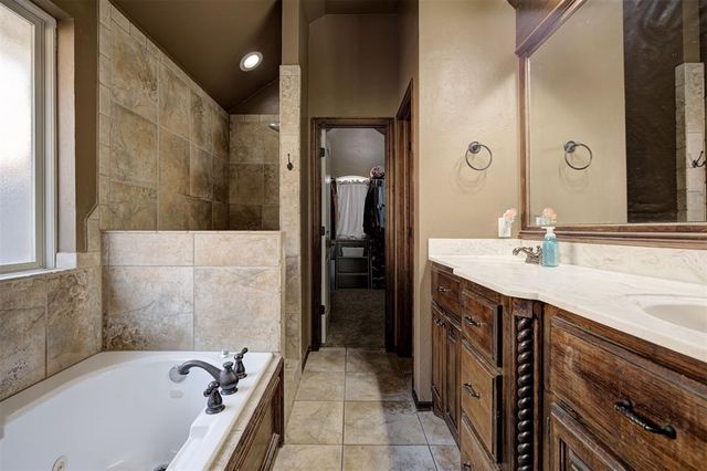 2600 SE 39th Street, Moore, OK 73160