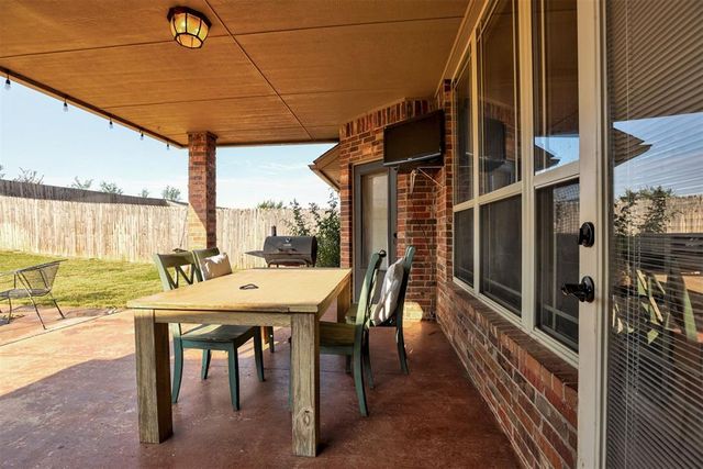 2600 SE 39th Street, Moore, OK 73160