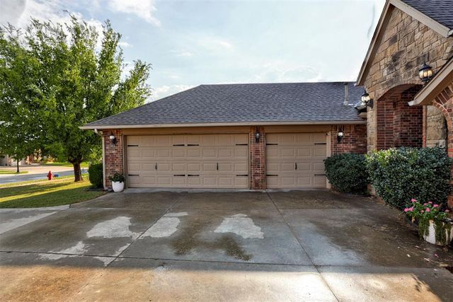 2600 SE 39th Street, Moore, OK 73160