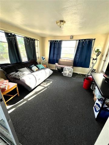 1515 Medford PL, Lehigh Acres, FL 33936