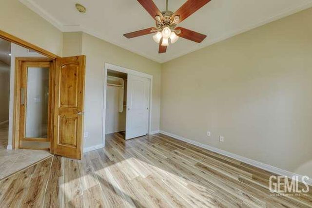 9448 Val Di Chiana, Bakersfield, CA 93314