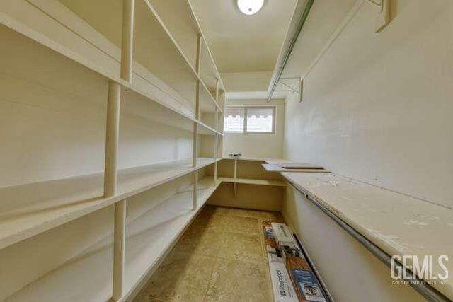 9448 Val Di Chiana, Bakersfield, CA 93314