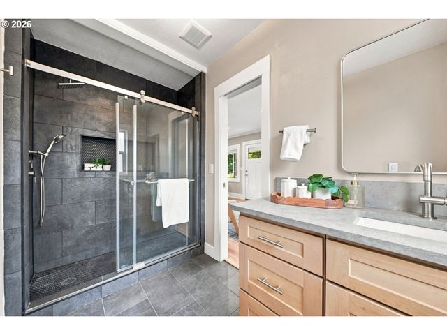 6310 Se 72ND Ave, Portland, OR 97206
