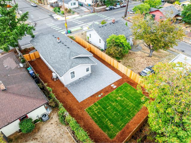 6310 Se 72ND Ave, Portland, OR 97206
