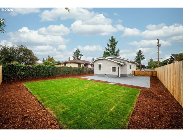 6310 Se 72ND Ave, Portland, OR 97206