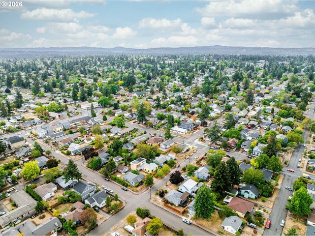 6310 Se 72ND Ave, Portland, OR 97206