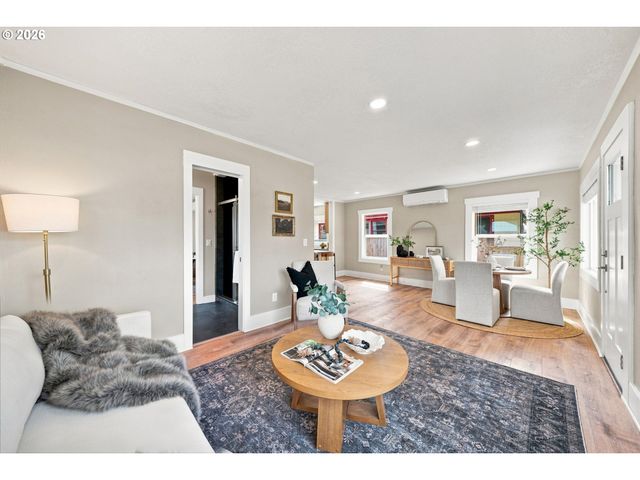 6310 Se 72ND Ave, Portland, OR 97206