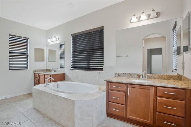 1292 Kendar Terrace 1292 Kendari Terrace TER, Naples, FL 34113