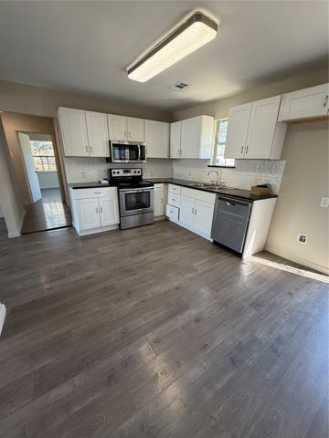 2782 Wilhurt Avenue, Dallas, TX 75216