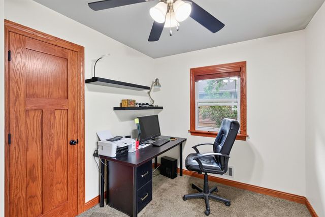 1601 E 82nd Street, Bloomington, MN 55425