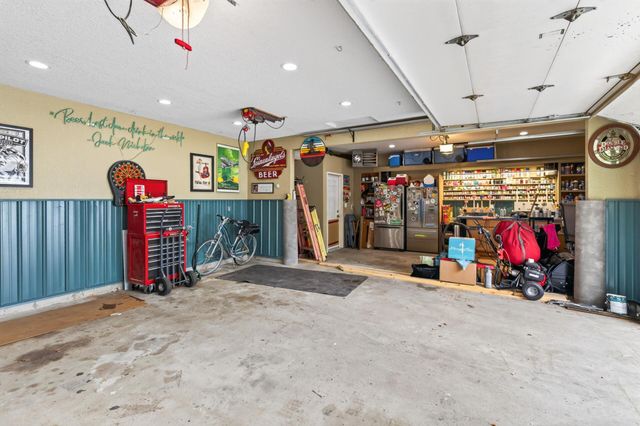 1601 E 82nd Street, Bloomington, MN 55425