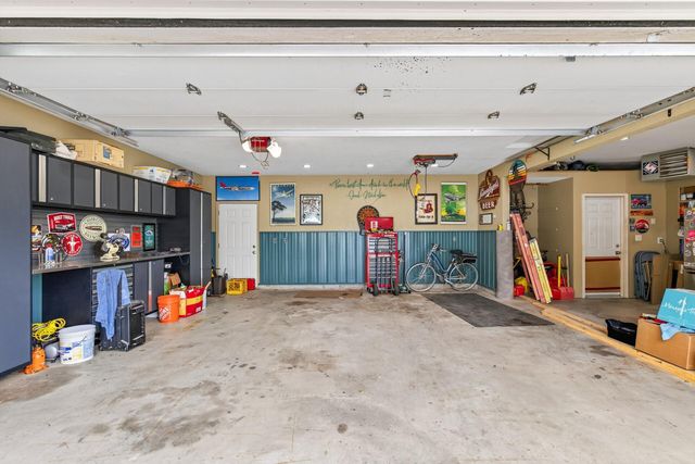 1601 E 82nd Street, Bloomington, MN 55425