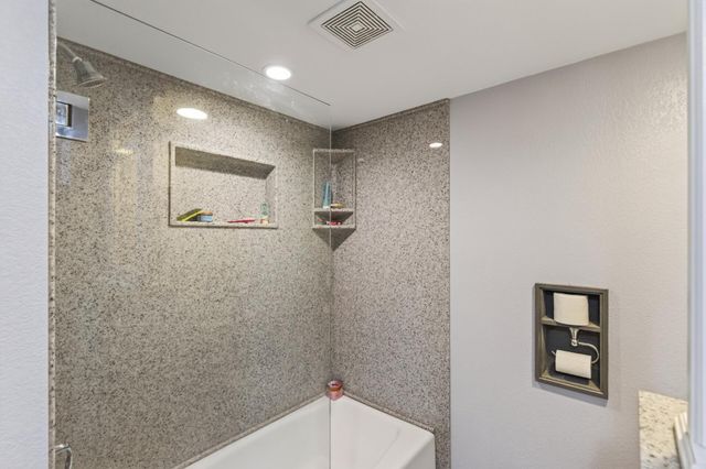 1601 E 82nd Street, Bloomington, MN 55425