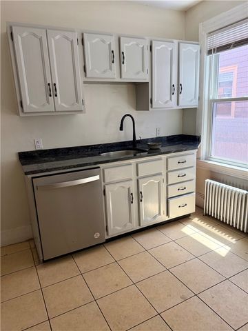 552 Hope Street 1, Providence, RI 02906