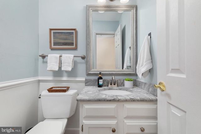 20752 LAPLUME PL, Ashburn, VA 20147