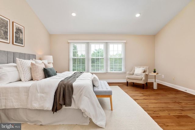 20752 LAPLUME PL, Ashburn, VA 20147