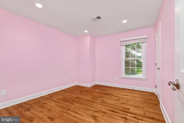 20752 LAPLUME PL, Ashburn, VA 20147