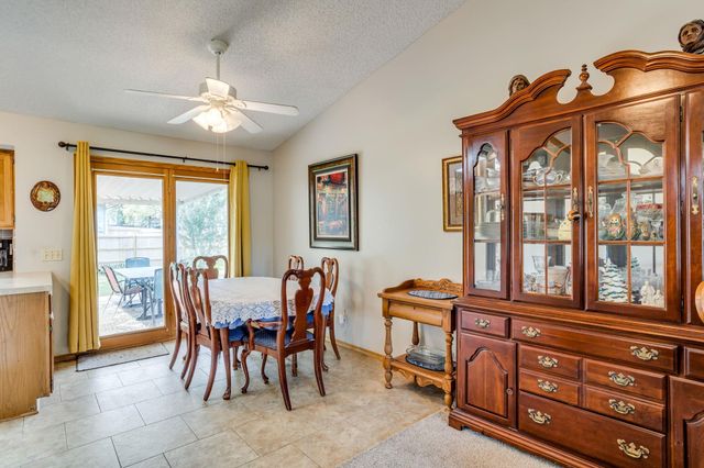 111 E Derby Hills Dr, Derby, KS 67037