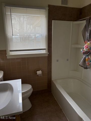 4307 Helena Avenue, Youngstown, OH 44512