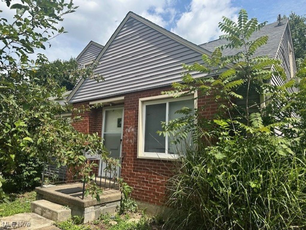 4307 Helena Avenue, Youngstown, OH 44512