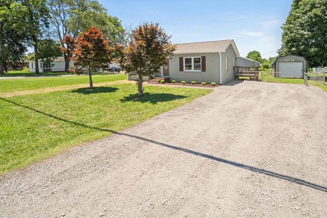 201 10th Ave, N, Decherd, TN 37324