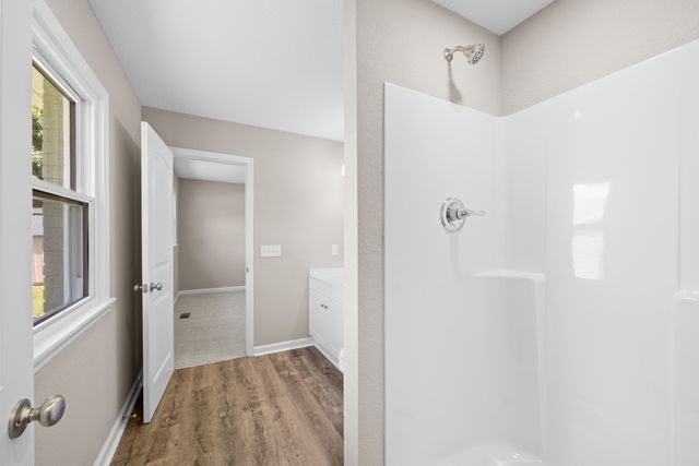 201 10th Ave, N, Decherd, TN 37324