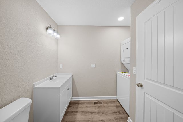 201 10th Ave, N, Decherd, TN 37324