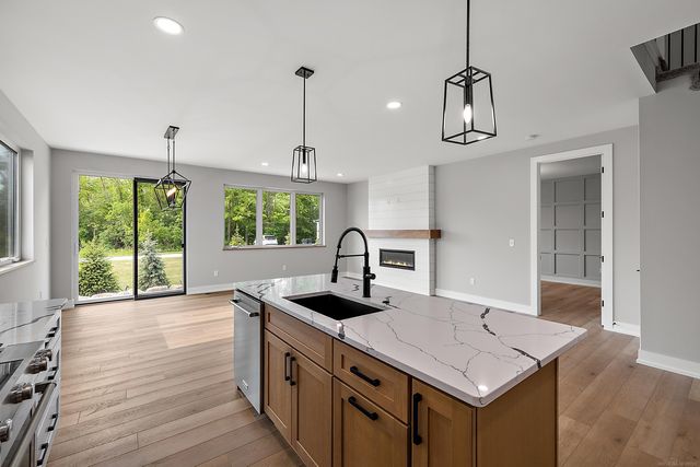 5874 Heights Drive, Sterling Heights, MI 48314