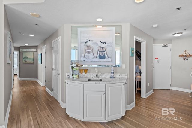 455 E Beach Boulevard 201, Gulf Shores, AL 36542