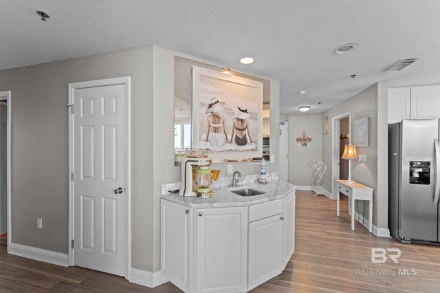 455 E Beach Boulevard 201, Gulf Shores, AL 36542