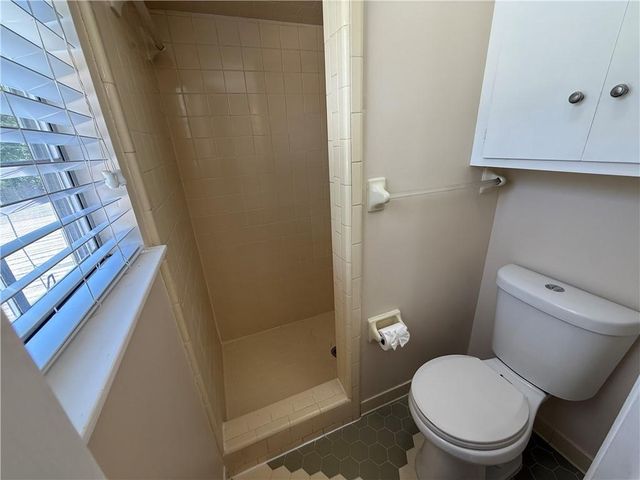 3512 Shadowwood Court, Mobile, AL 36693