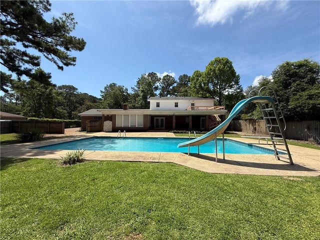 3512 Shadowwood Court, Mobile, AL 36693