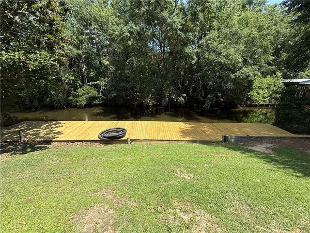 3512 Shadowwood Court, Mobile, AL 36693