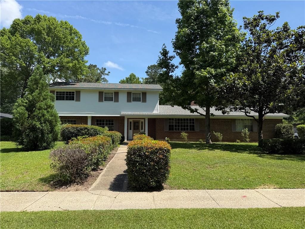 3512 Shadowwood Court, Mobile, AL 36693
