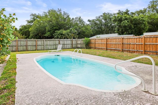 1613 GREENWOOD DRIVE, Dunedin, FL 34698