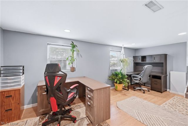 2219 Woodland Trace Street, Austintown, OH 44515