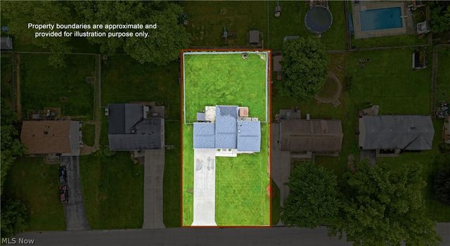 2219 Woodland Trace Street, Austintown, OH 44515