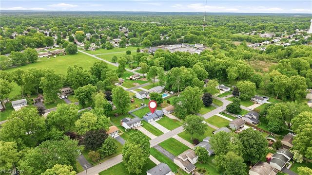 2219 Woodland Trace Street, Austintown, OH 44515