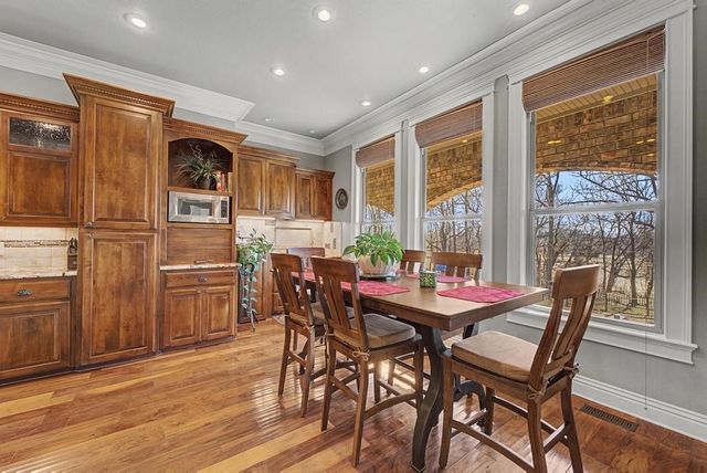 1270 Edinburgh Loop, Springdale, AR 72762