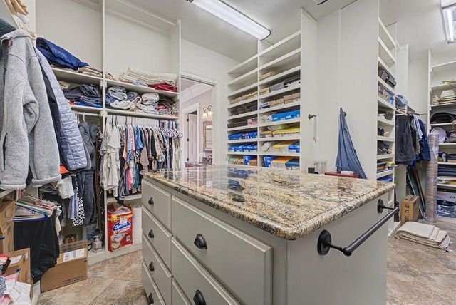 1270 Edinburgh Loop, Springdale, AR 72762