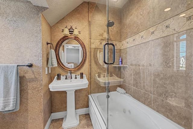 1270 Edinburgh Loop, Springdale, AR 72762