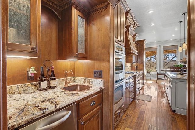 1270 Edinburgh Loop, Springdale, AR 72762