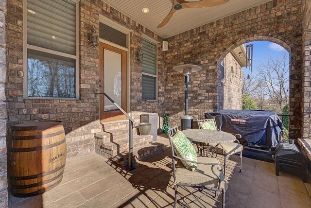 1270 Edinburgh Loop, Springdale, AR 72762