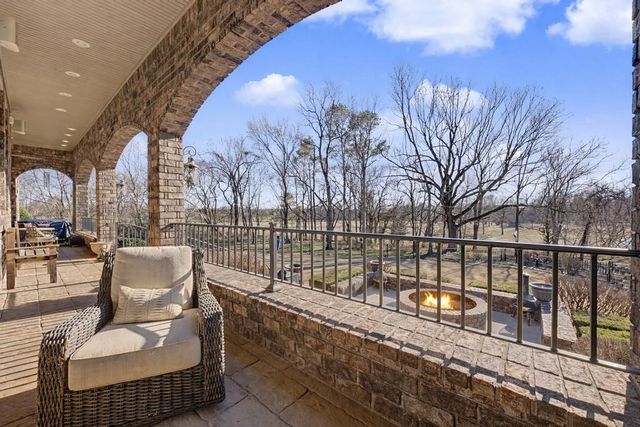 1270 Edinburgh Loop, Springdale, AR 72762