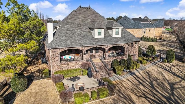 1270 Edinburgh Loop, Springdale, AR 72762