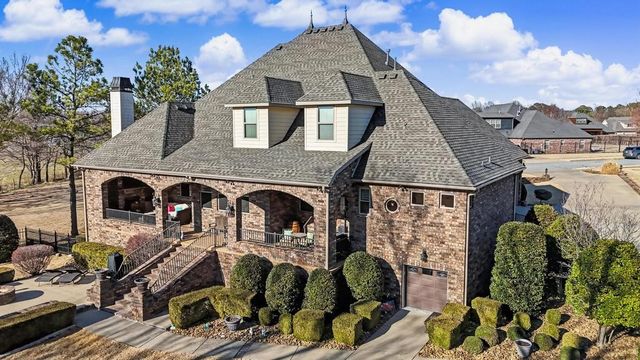 1270 Edinburgh Loop, Springdale, AR 72762